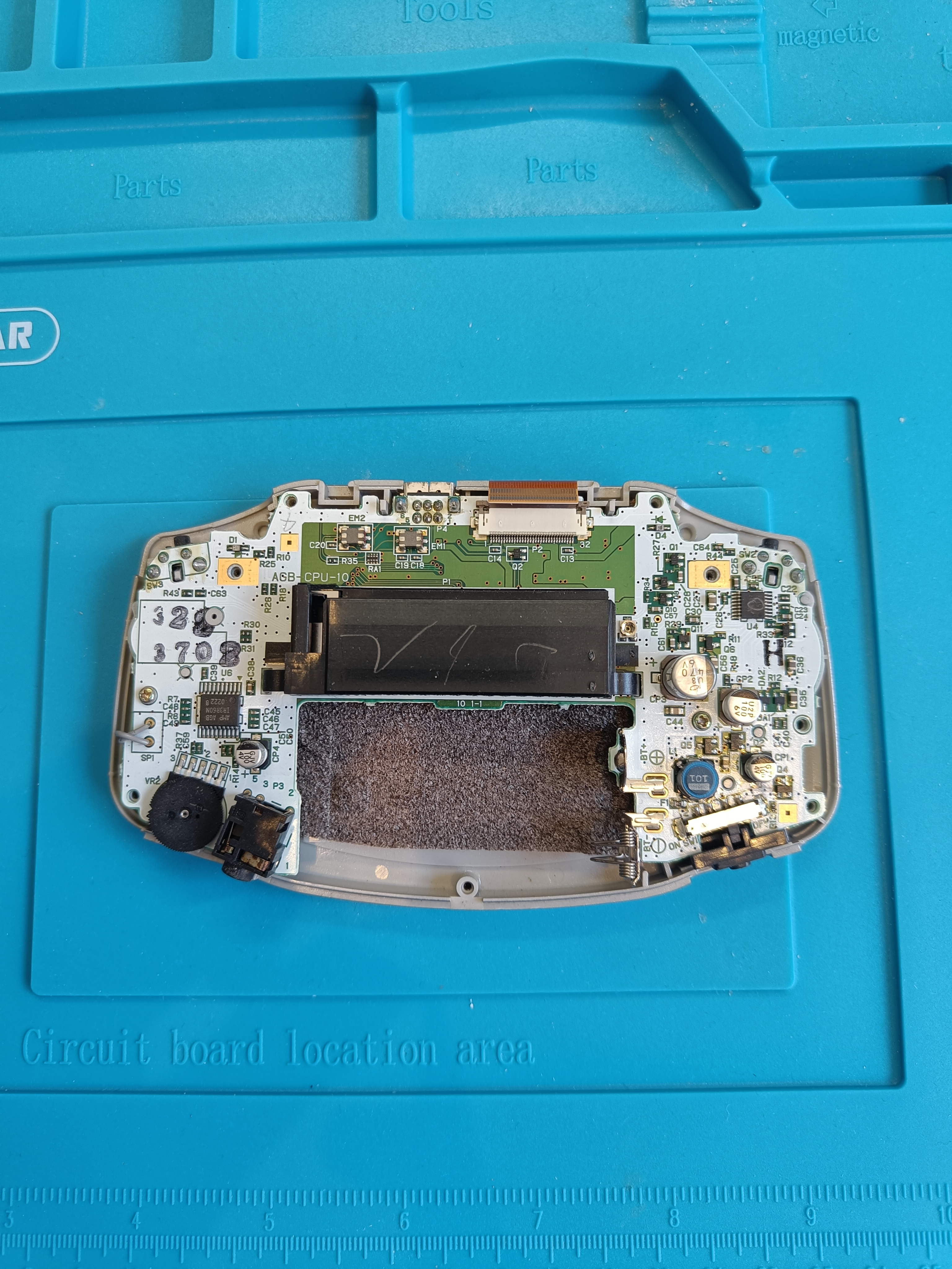 GBA with exposed motherboard